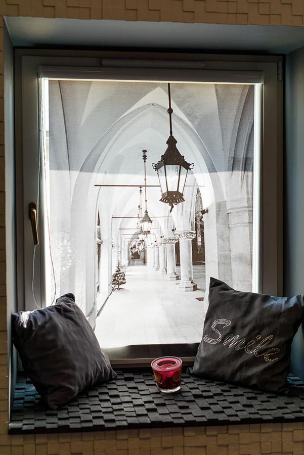 Cozy And Large 62 M2 Apartment With Air Conditioning, Old Town Cracovie Extérieur photo